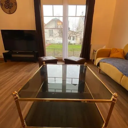Tres Belle Maison Neuve F2 Avec Grand Jardin * Louvres