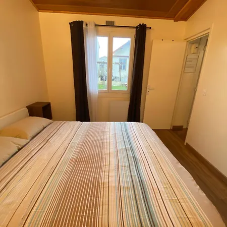 Tres Belle Maison Neuve F2 Avec Grand Jardin *